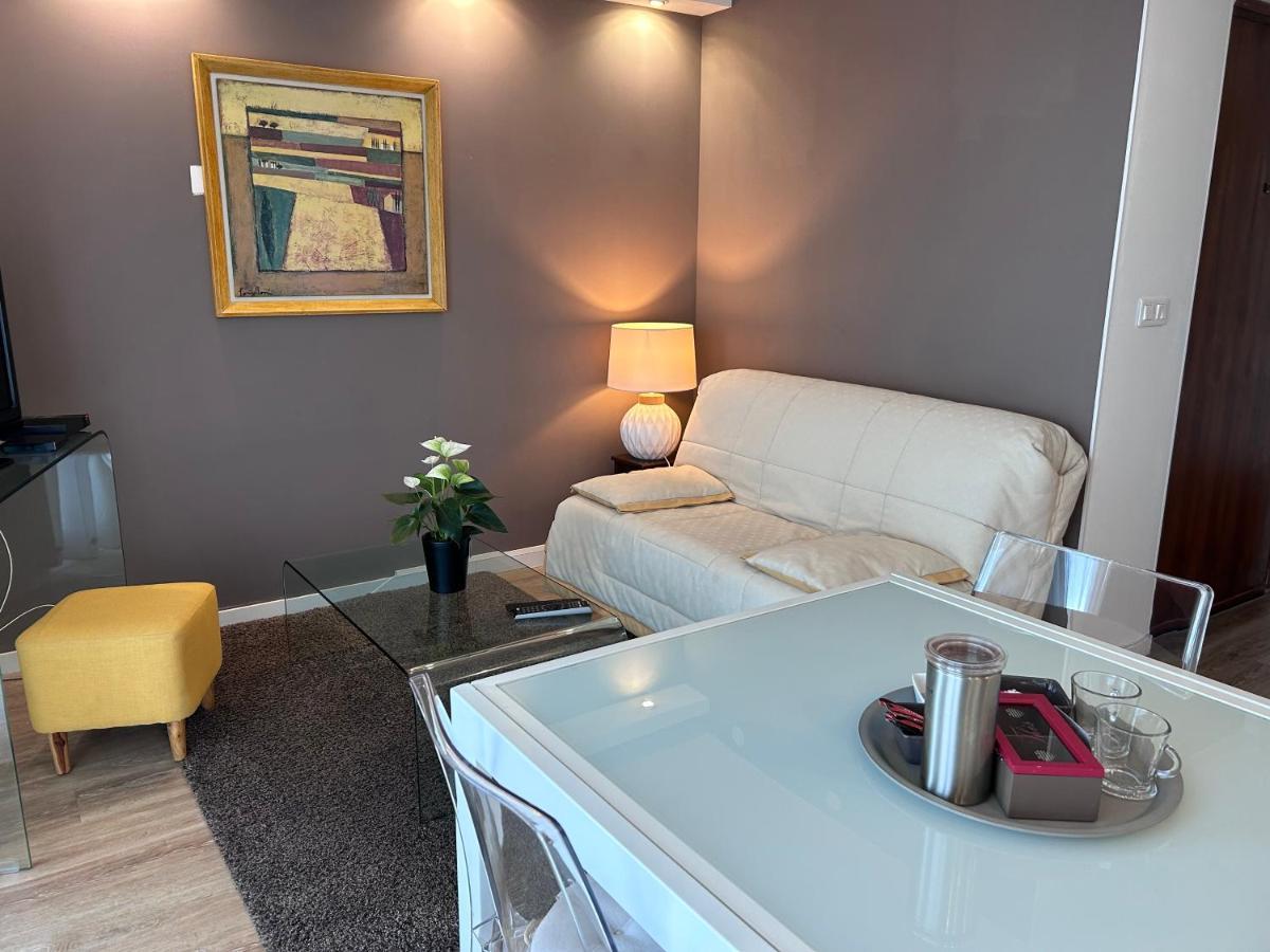 Front De Mer- Appartement Standing 1 Chambre Calais Exteriör bild